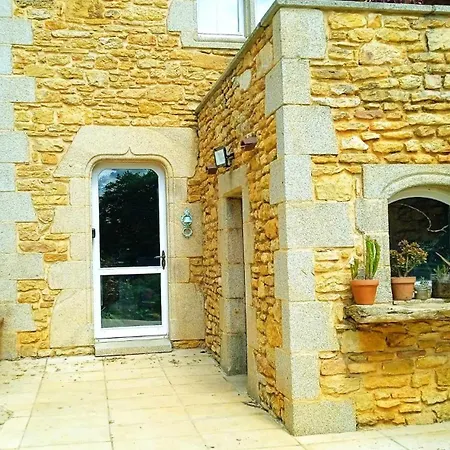 Imperial Gæstehus Puy-lʼÉvêque